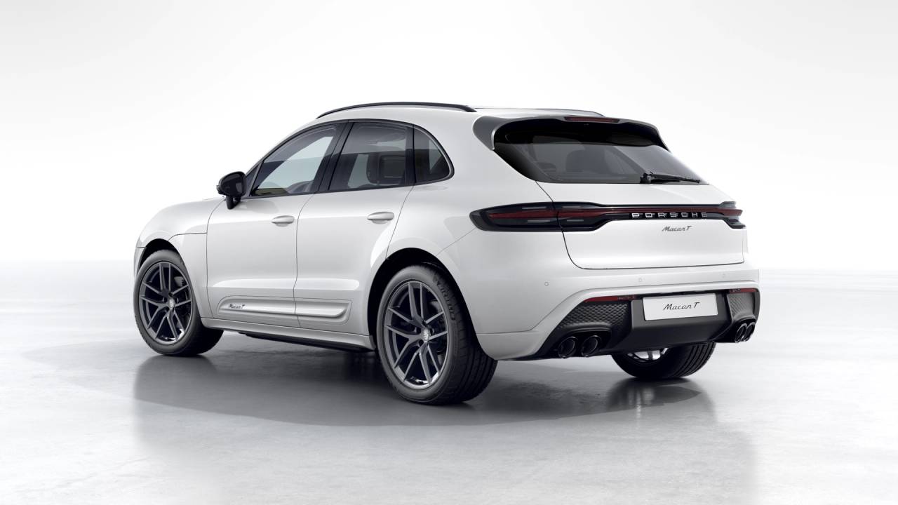 2026 Porsche Macan T photo 3