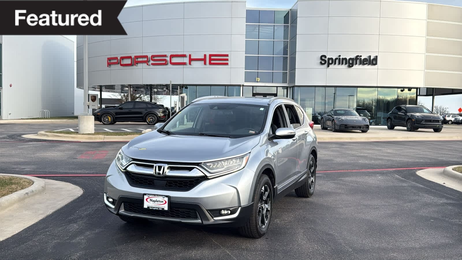 2019 Honda CR-V Touring's photo