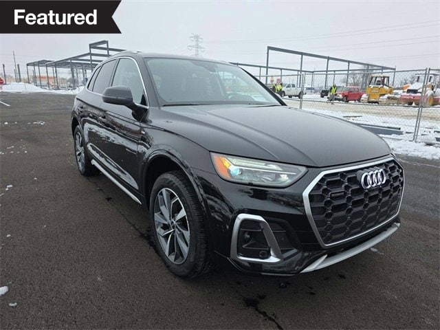 2024 Audi Q5 Premium Plus's photo