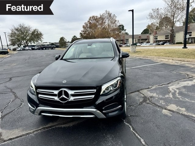 2018 Mercedes-Benz GLC GLC300's photo