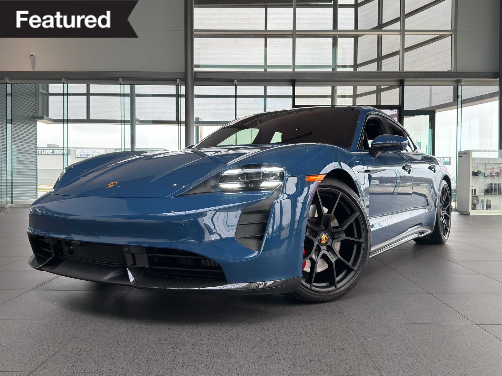 2023 Porsche Taycan GTS's photo