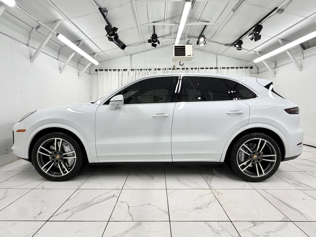 Used 2023 Porsche Cayenne Turbo Turbo AWD