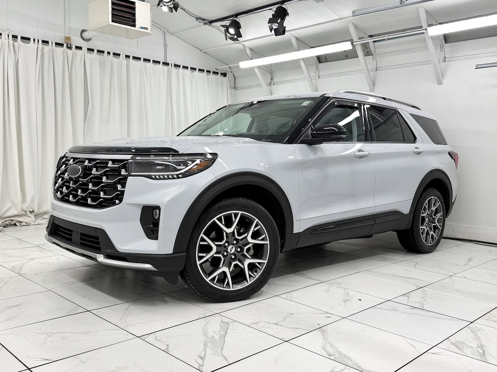 Used 2025 Ford Explorer Platinum Platinum 4WD