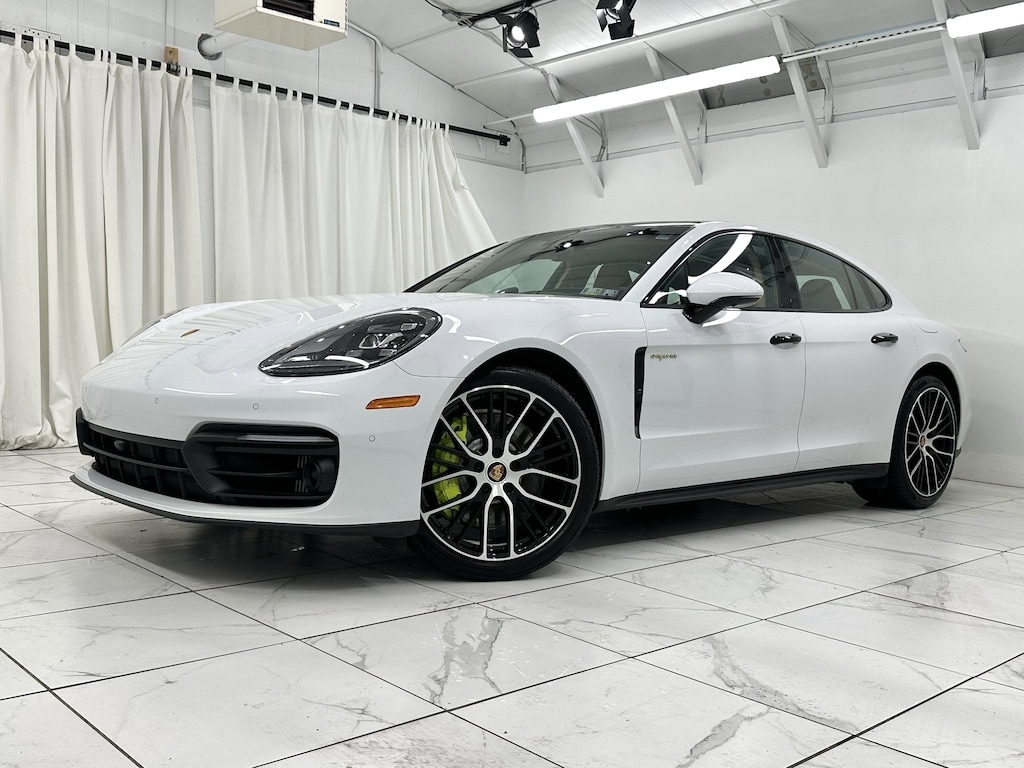 Certified 2023 Porsche Panamera 4 E-Hybrid Platinum Edition 4 E-Hybrid Platinum Edition AWD