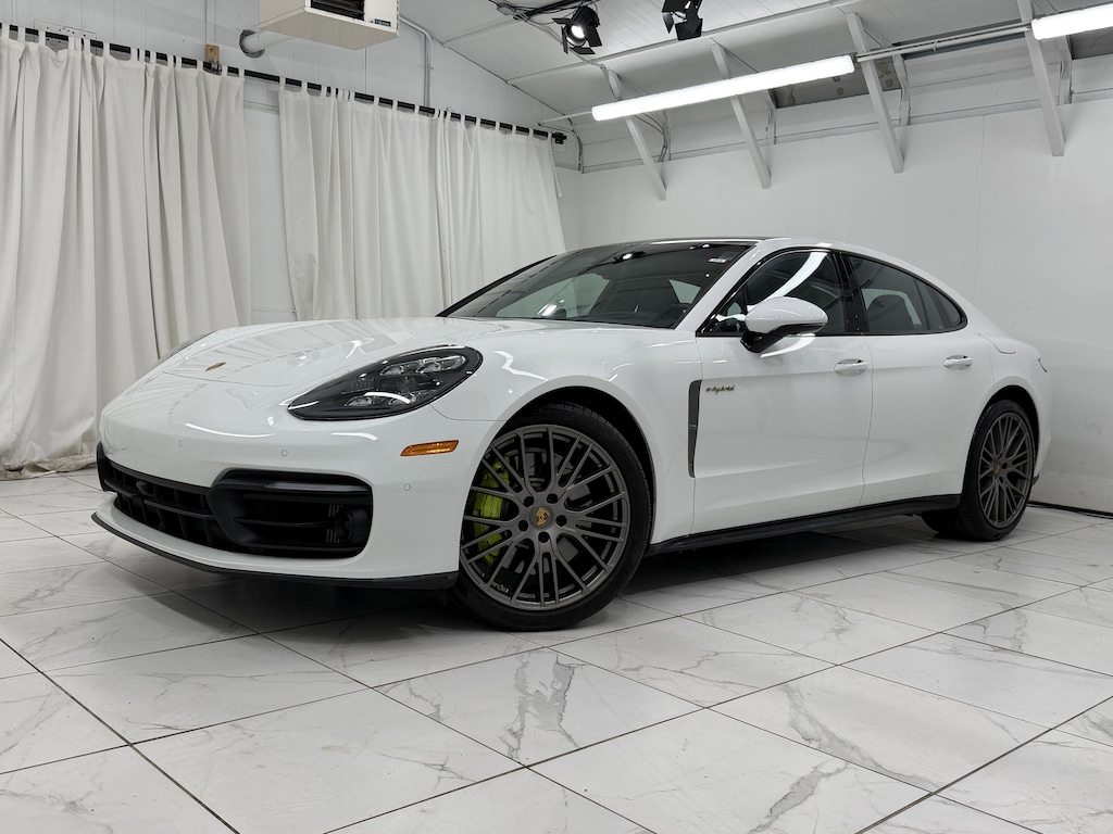Certified 2023 Porsche Panamera 4 E-Hybrid Platinum Edition 4 E-Hybrid Platinum Edition AWD