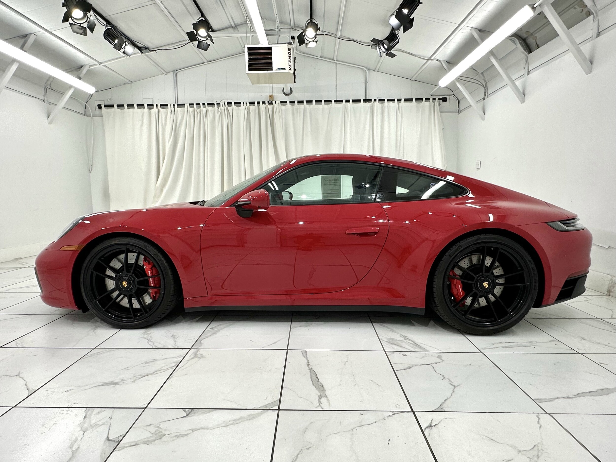 2023 Porsche 911 4 GTS photo 2