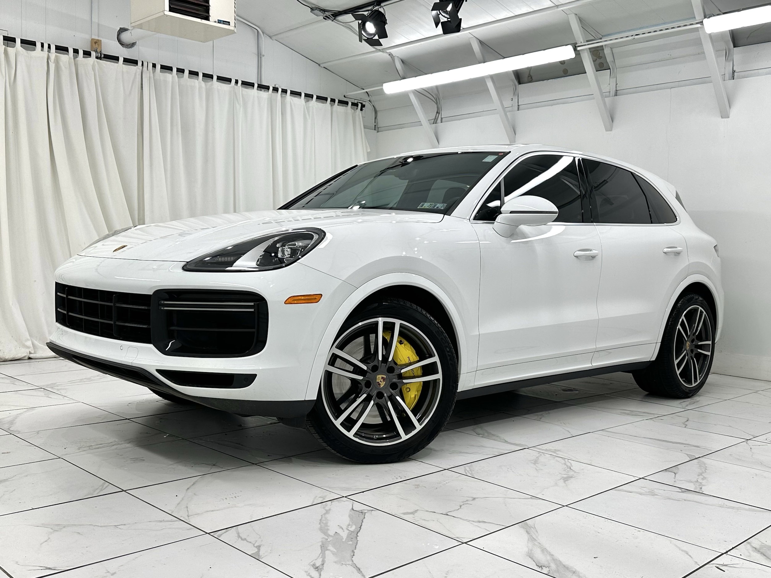 2023 Porsche Cayenne Turbo