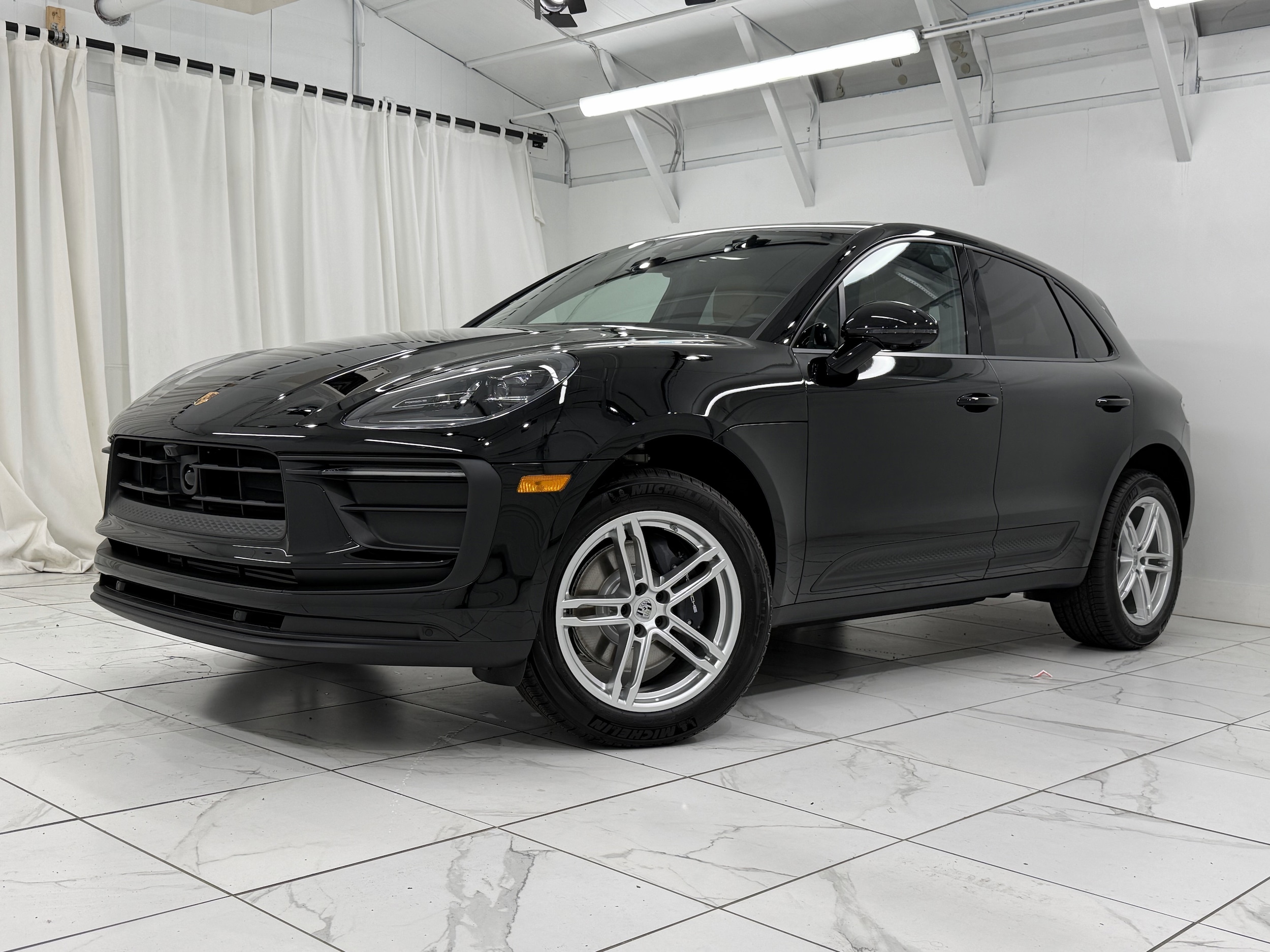 2026 Porsche Macan's photo