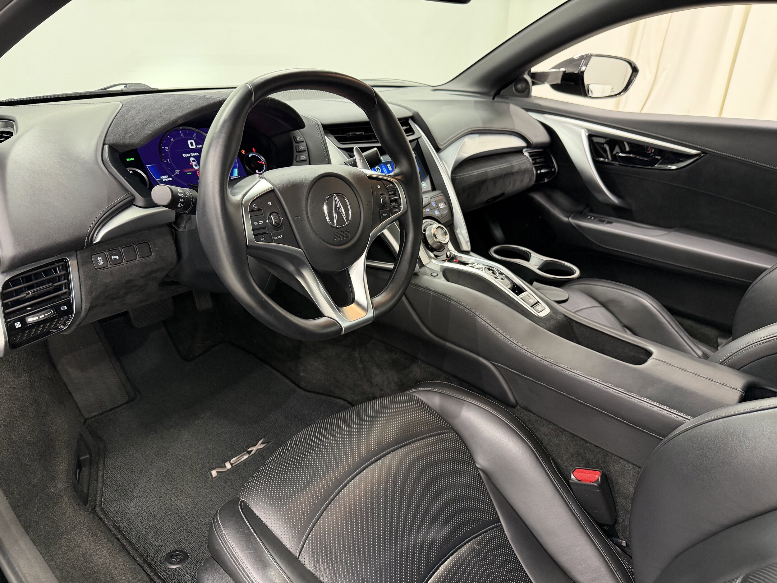2017 Acura NSX Base photo 4