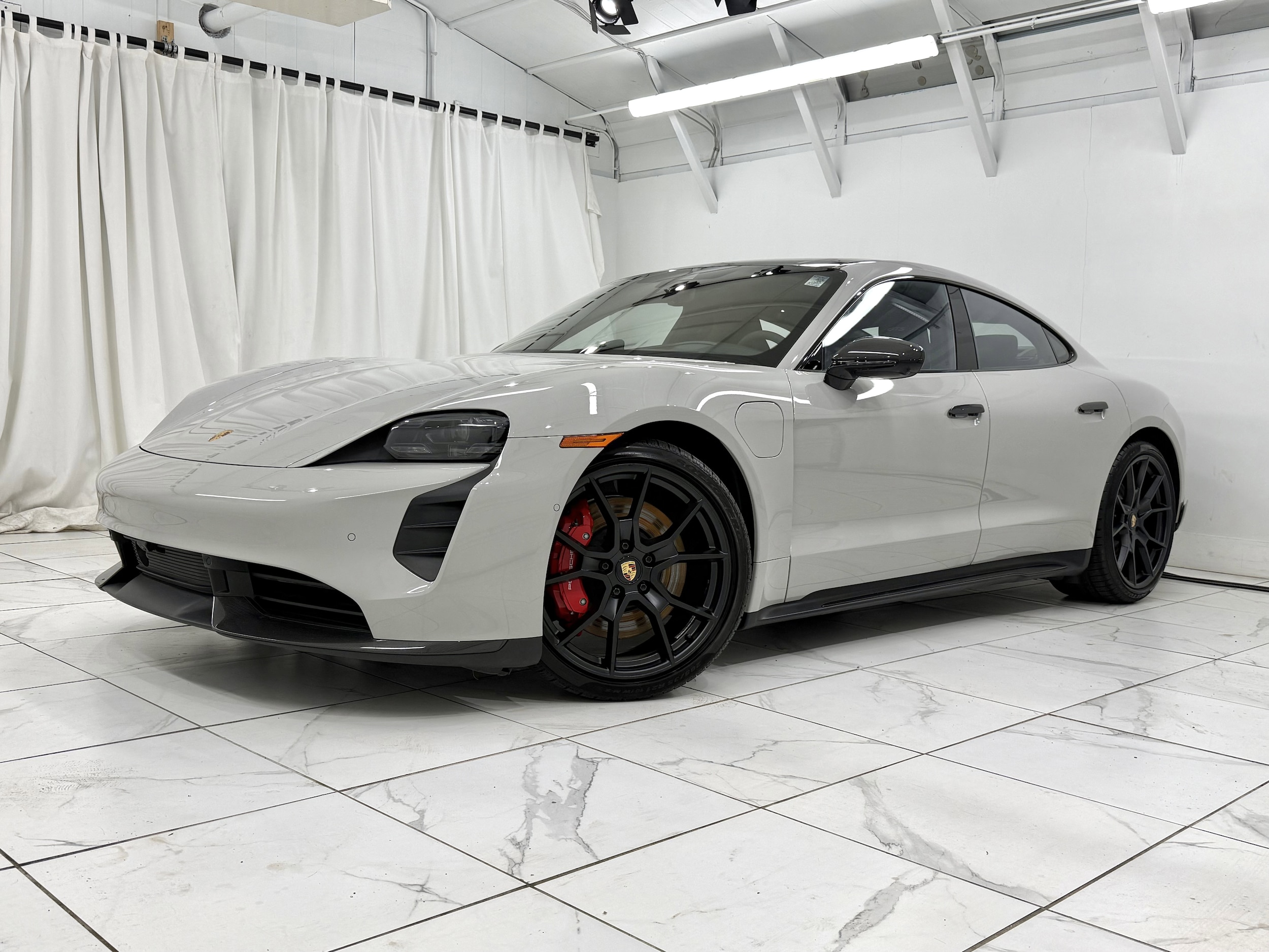 2024 Porsche Taycan