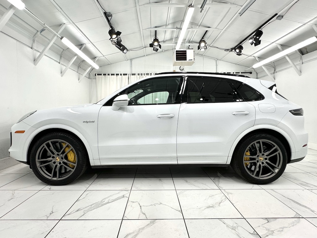 Certified 2021 Porsche Cayenne Turbo S E-Hybrid Turbo S E-Hybrid AWD