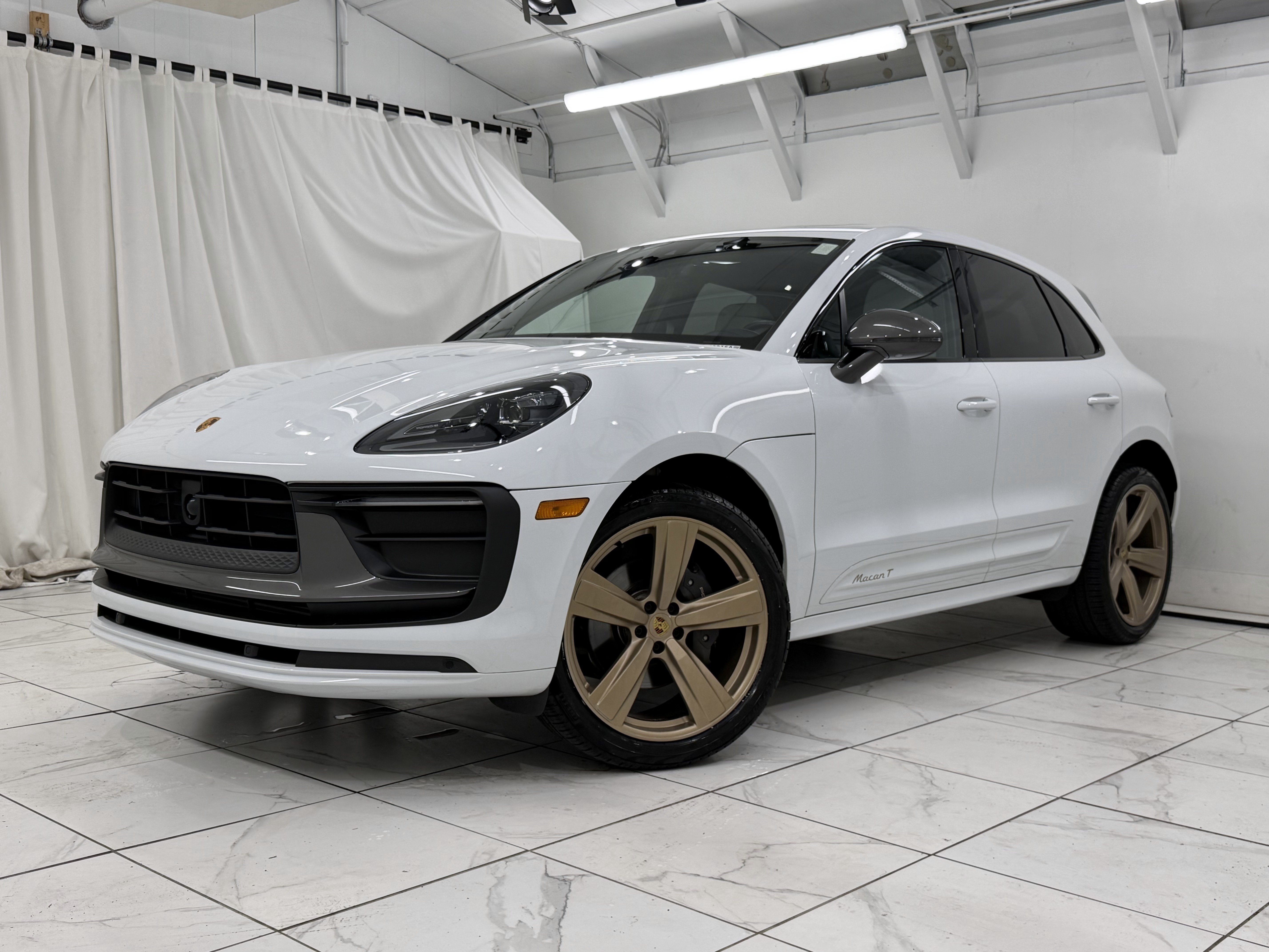 2023 Porsche Macan