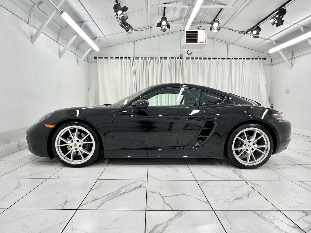 Certified 2024 Porsche 718 Cayman