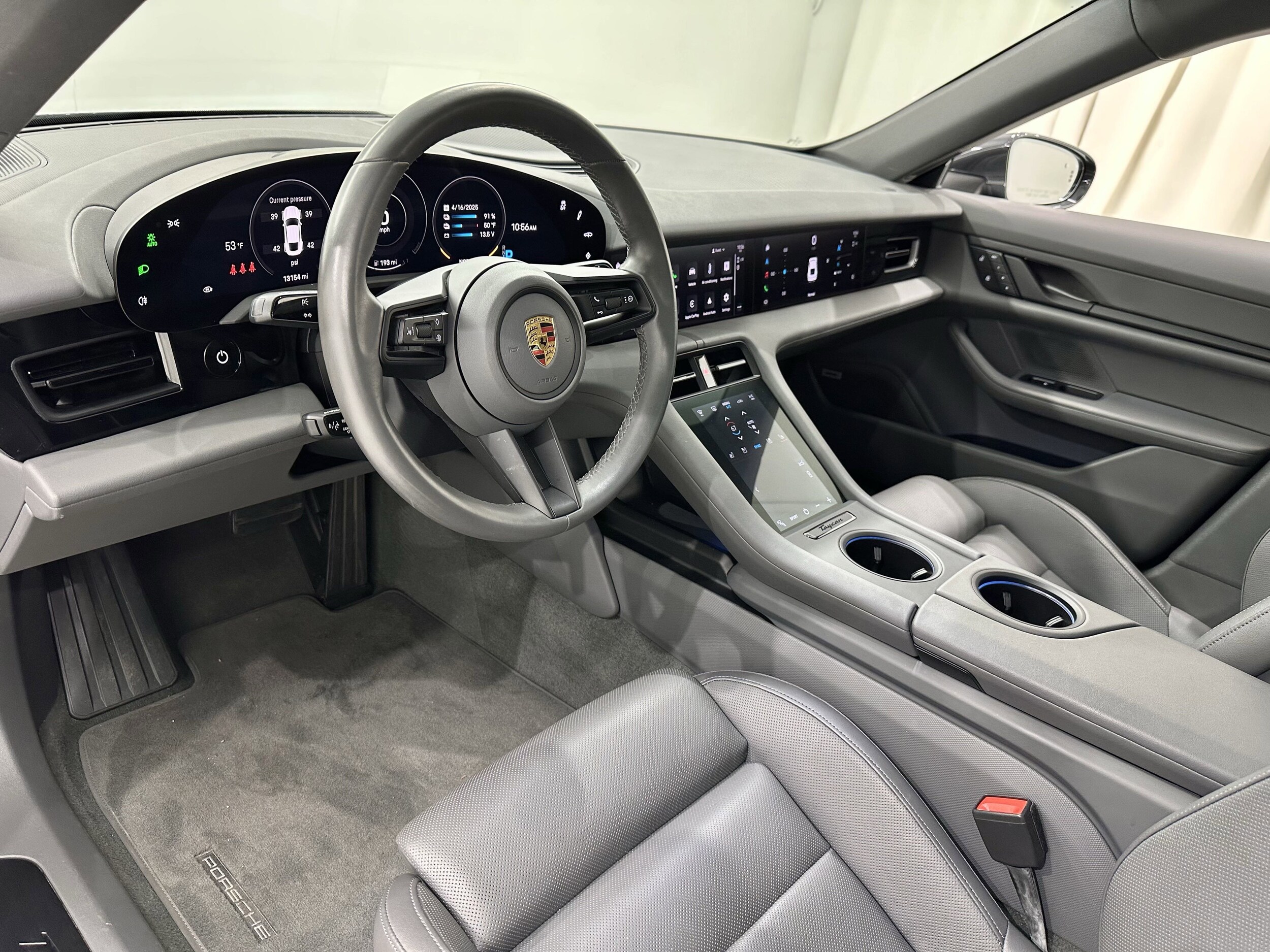 2022 Porsche Taycan 4S photo 4