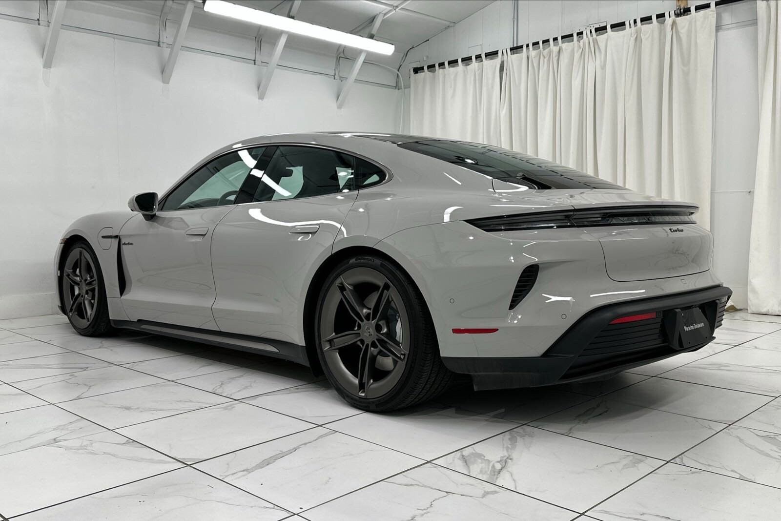 2025 Porsche Taycan Turbo photo 3