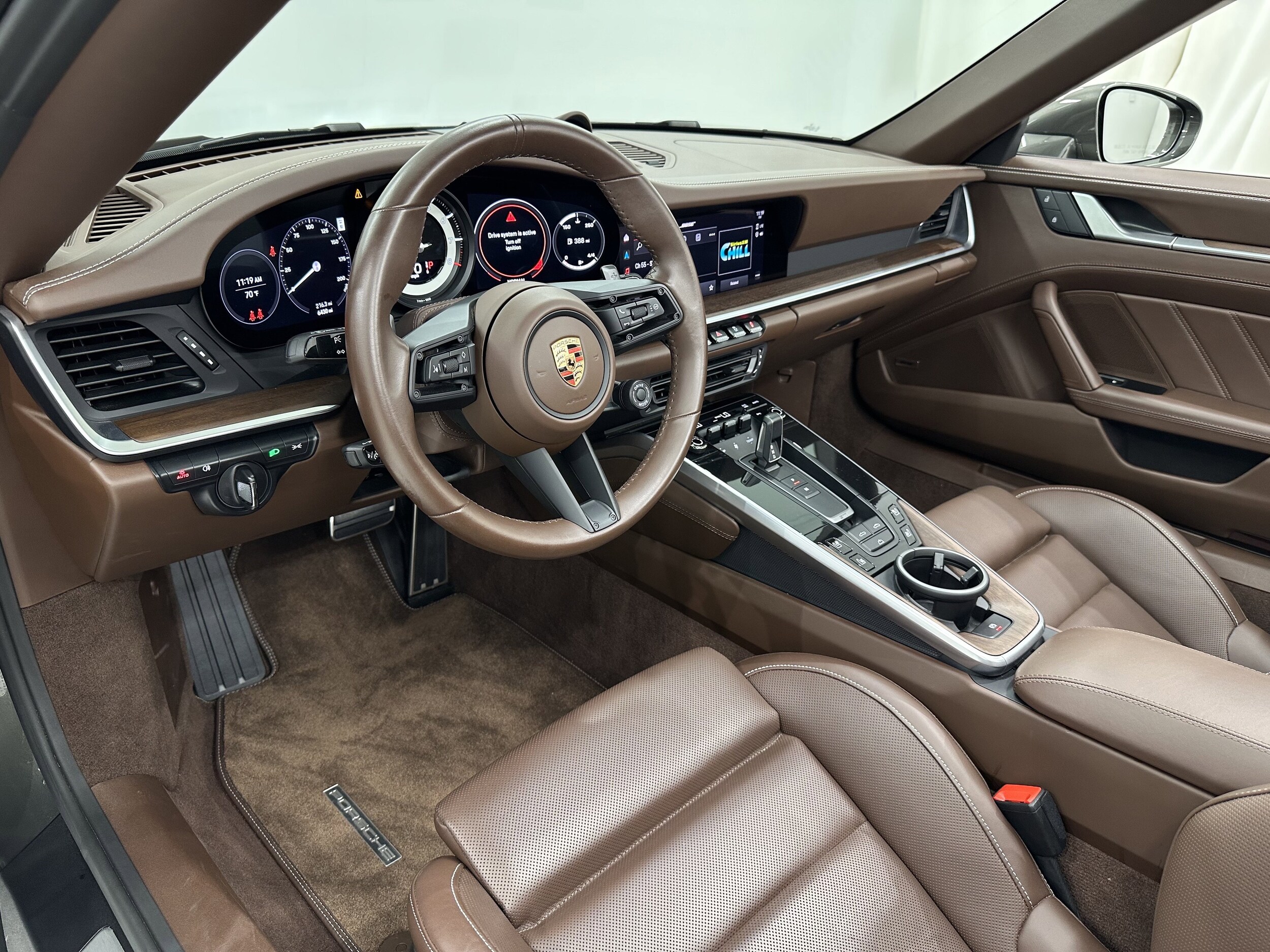 2023 Porsche 911 Cabriolet photo 4