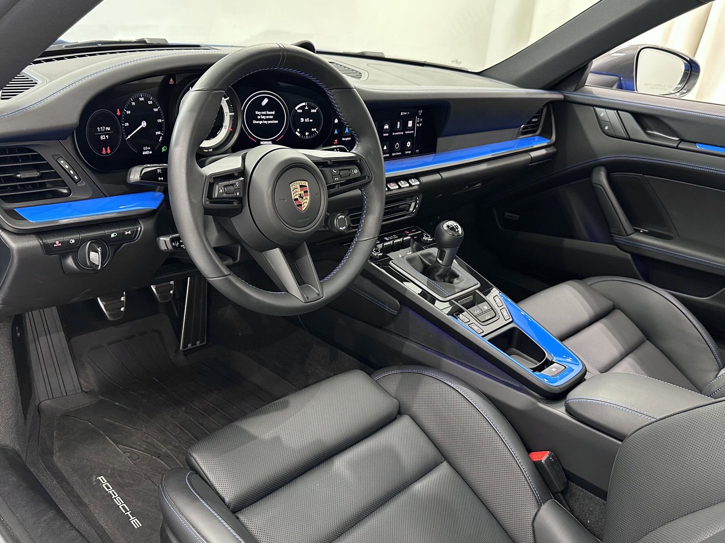 2024 Porsche 911 T photo 4