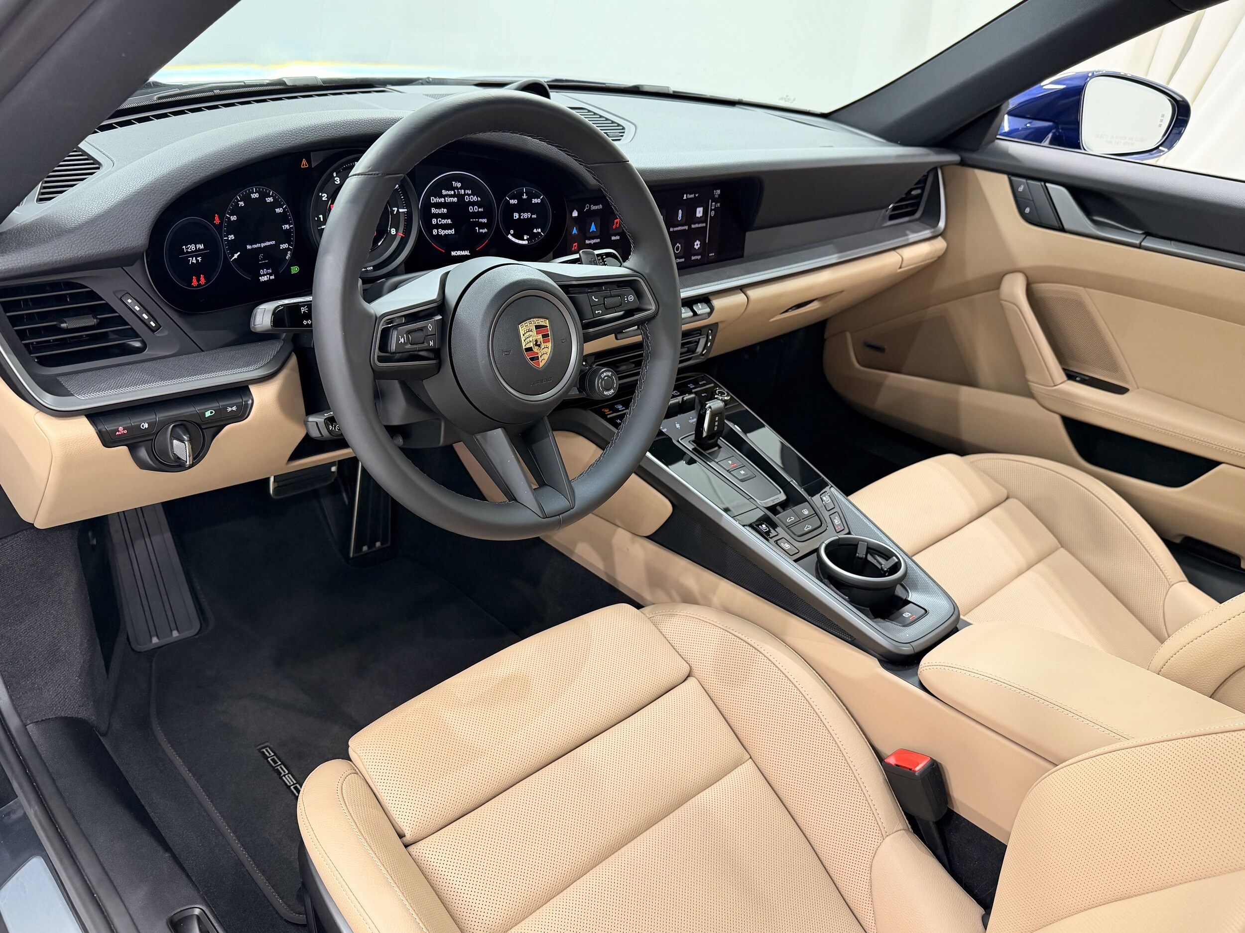 2024 Porsche 911 Coupe photo 4