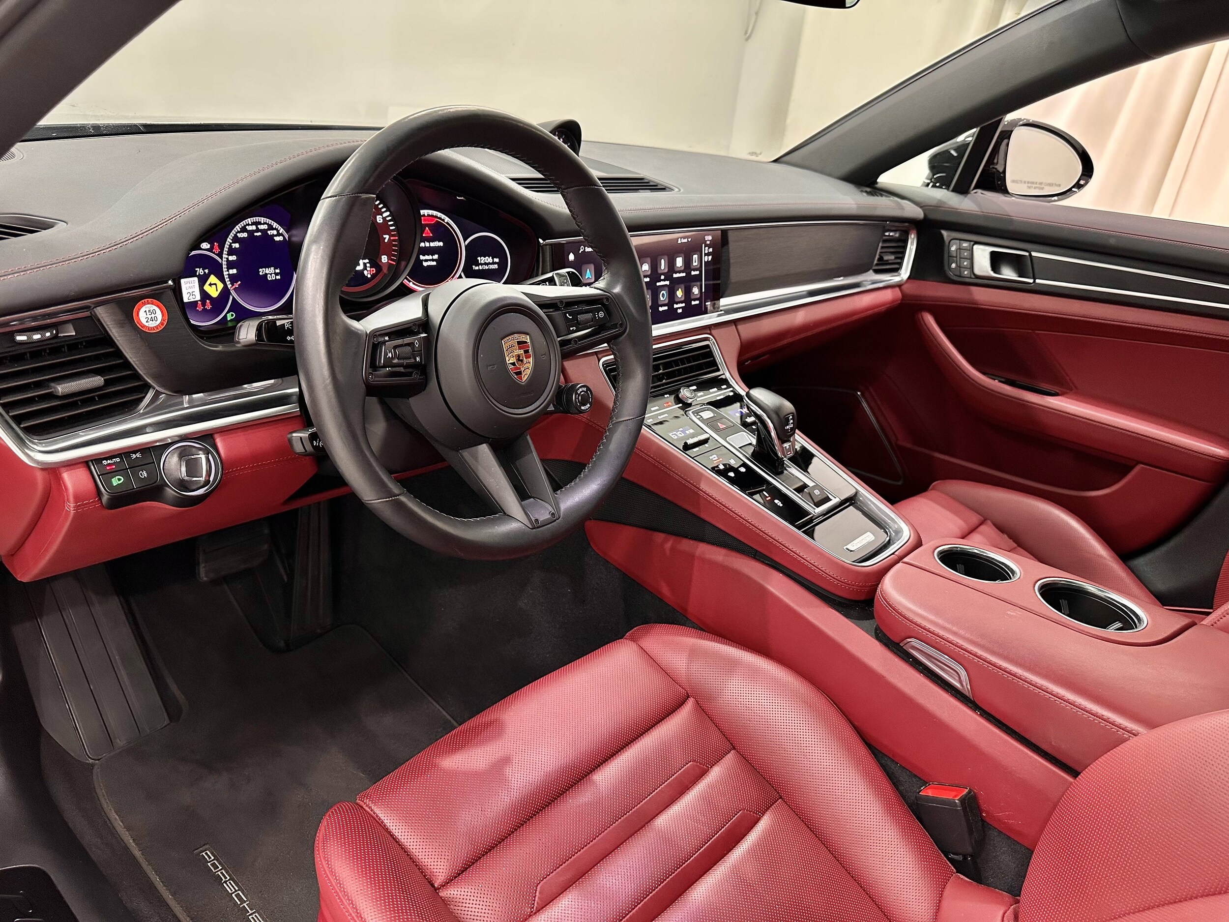 2022 Porsche Panamera 4 Platinum photo 4