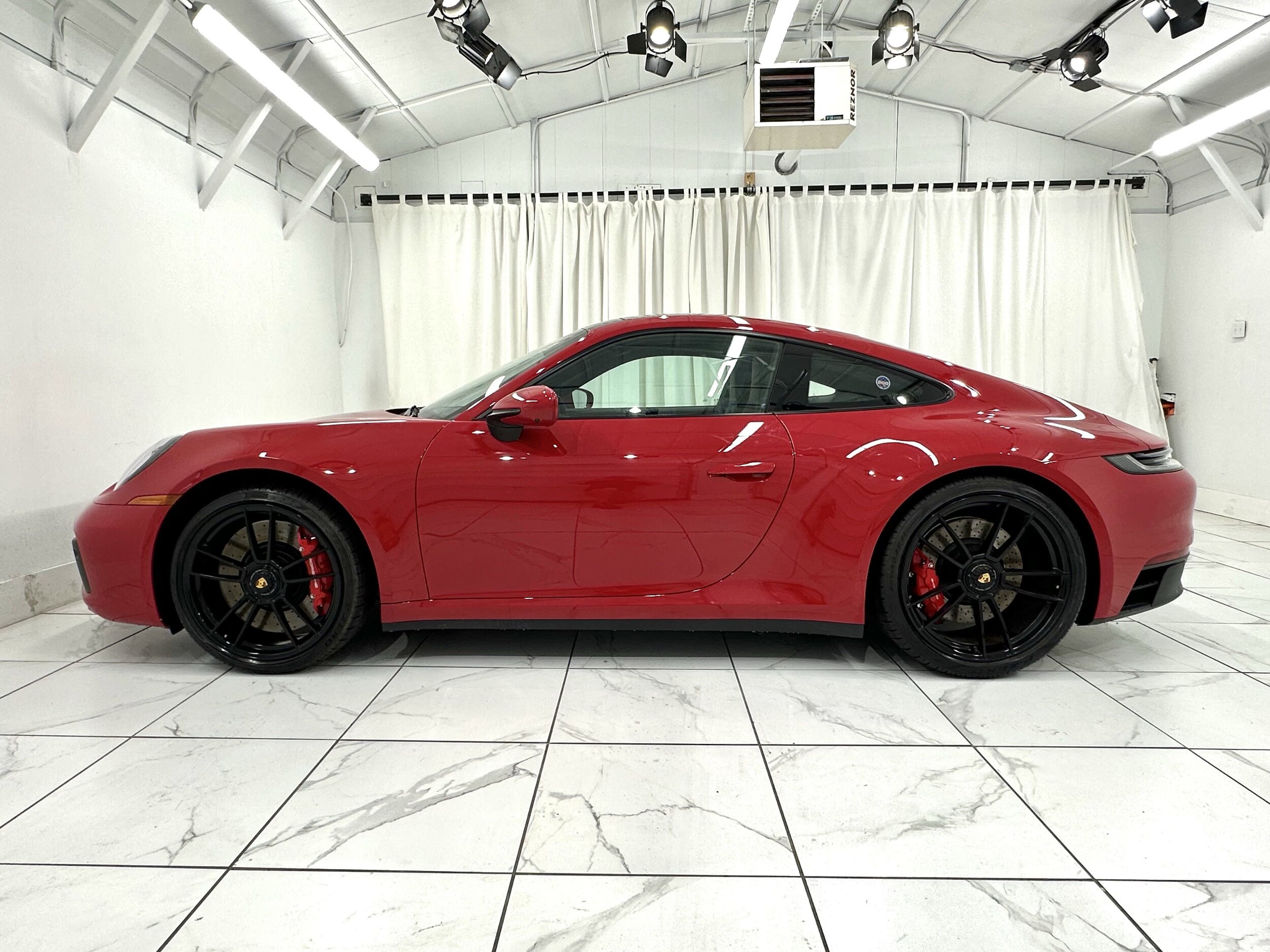 2023 Porsche 911 4 GTS photo 2
