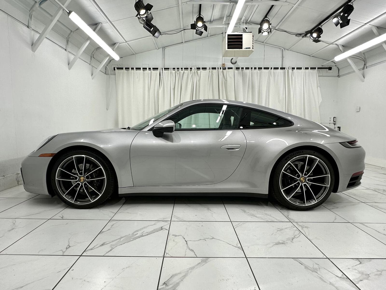 2024 Porsche 911 Coupe photo 2