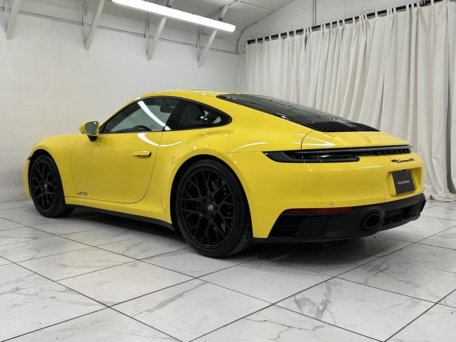 2023 Porsche 911 GTS photo 3