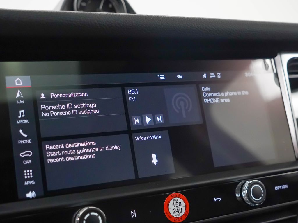 2026 Porsche Macan - Photo 21