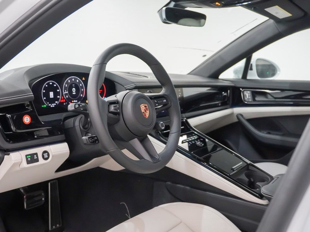 New 2026 Porsche Panamera 4 Hatchback