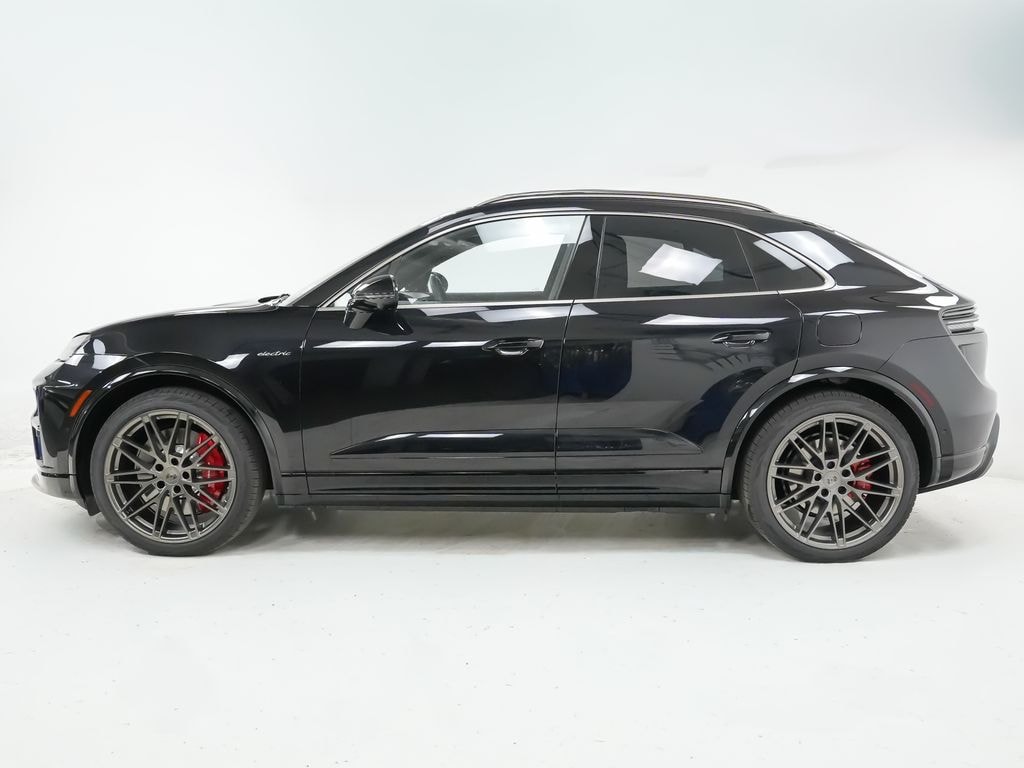 New 2026 Porsche Macan Electric Turbo SUV