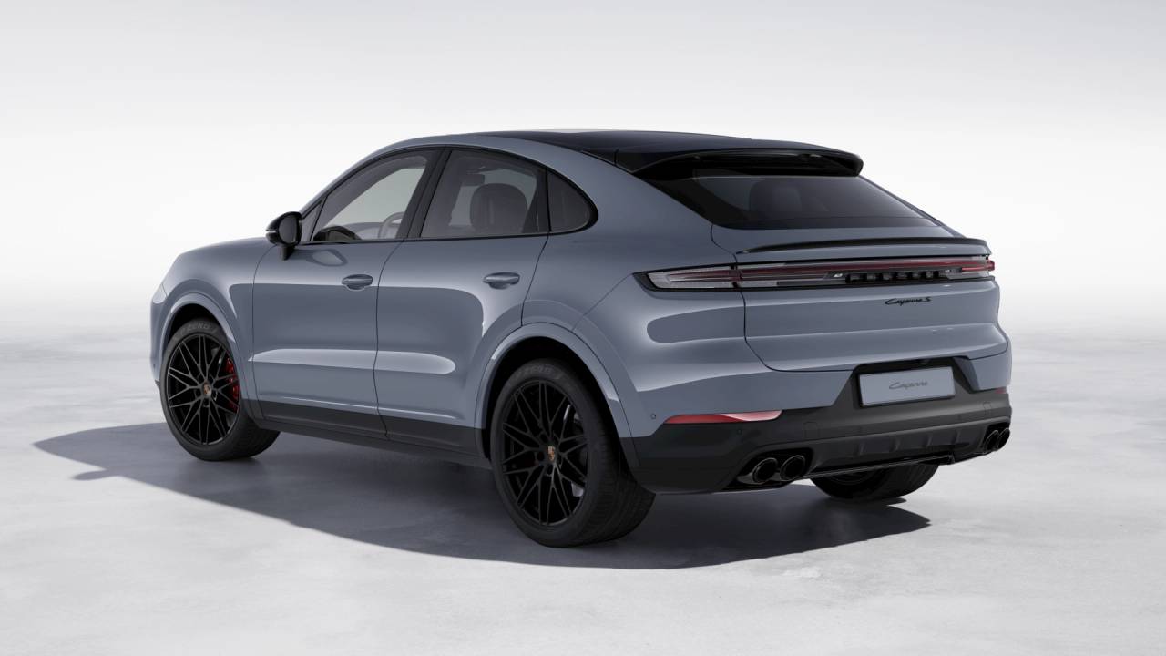 2026 Porsche Cayenne Coupe S photo 3