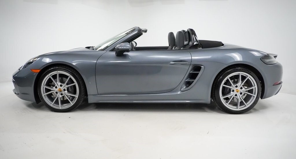 2025 Porsche Boxster Base photo 2