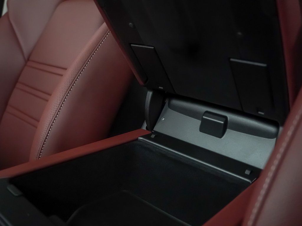 2026 Porsche Cayenne Turbo E-Hybrid - Photo 34