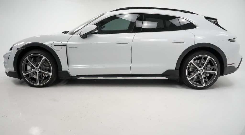 Certified 2023 Porsche Taycan S with VIN WP0BB2Y1XPSA65029 for sale in Chicago, IL