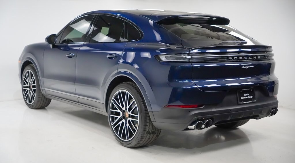2026 Porsche Cayenne Coupe Base photo 3
