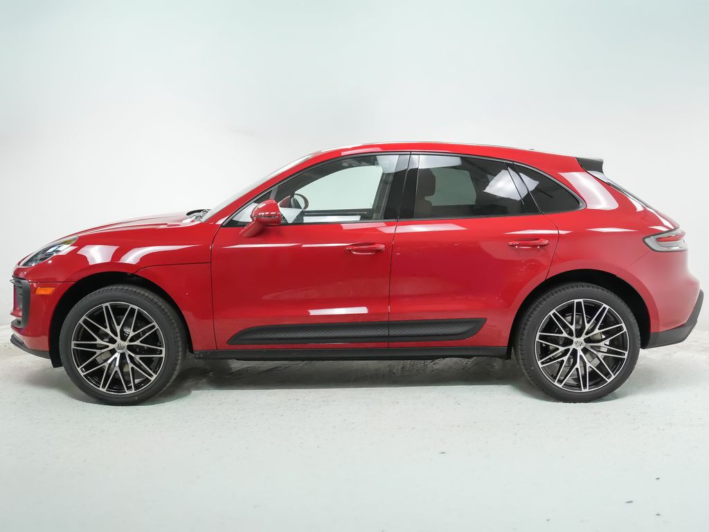 2026 Porsche Macan Base