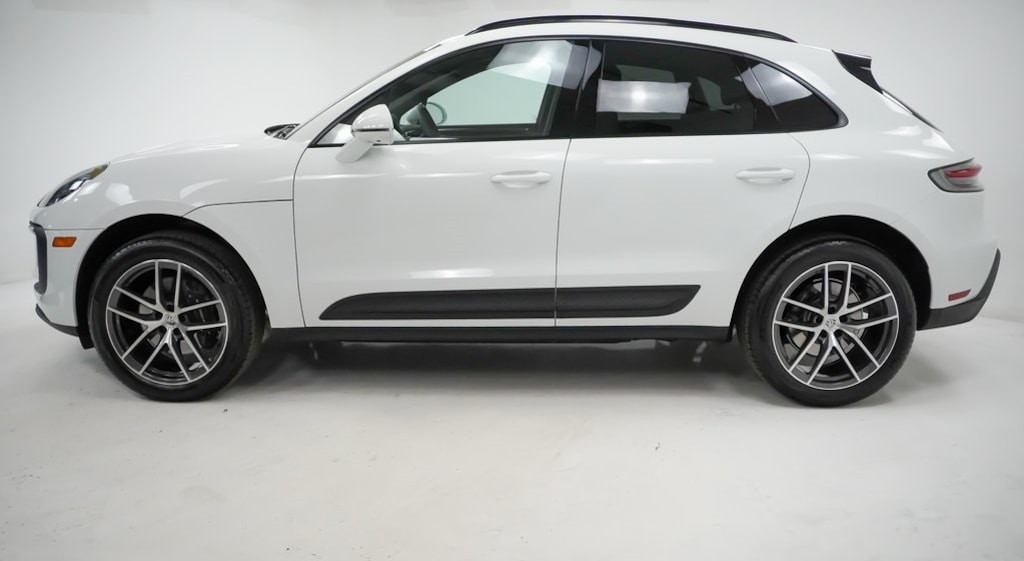 Certified 2025 Porsche Macan  SUV