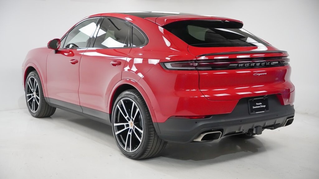 2025 Porsche Cayenne Coupe Base photo 3
