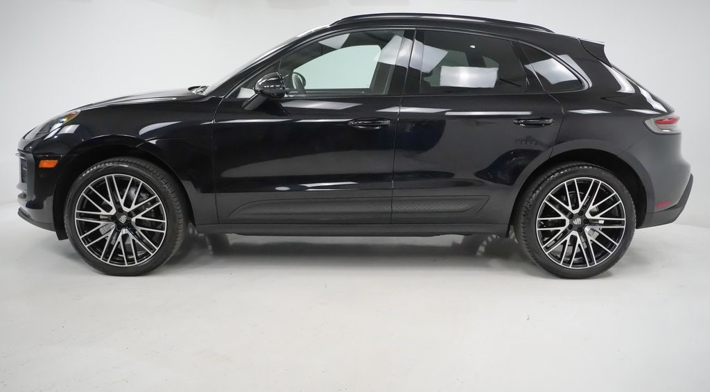 Certified 2022 Porsche Macan  SUV