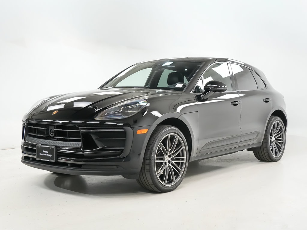 2026 Porsche Macan Base