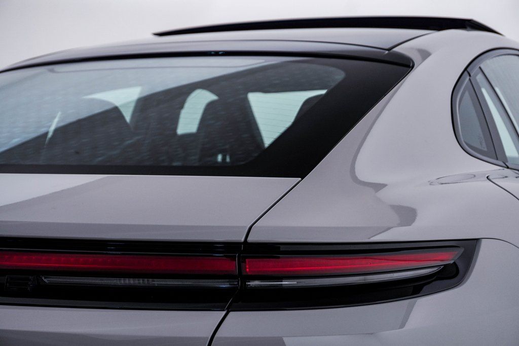 2026 Porsche Panamera Base - Photo 13