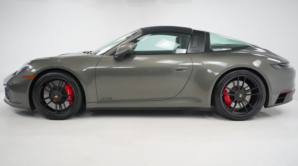 2023 Porsche 911 Targa 4S 4 GTS photo 2