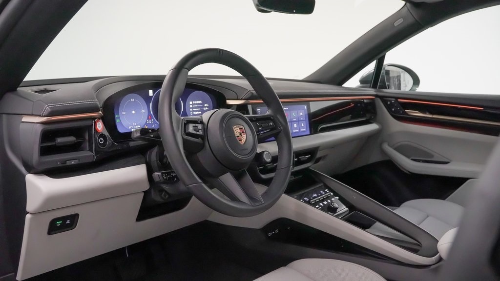 Image 4 of Certified Pre Owned 2024 PorscheMacan Electric 4