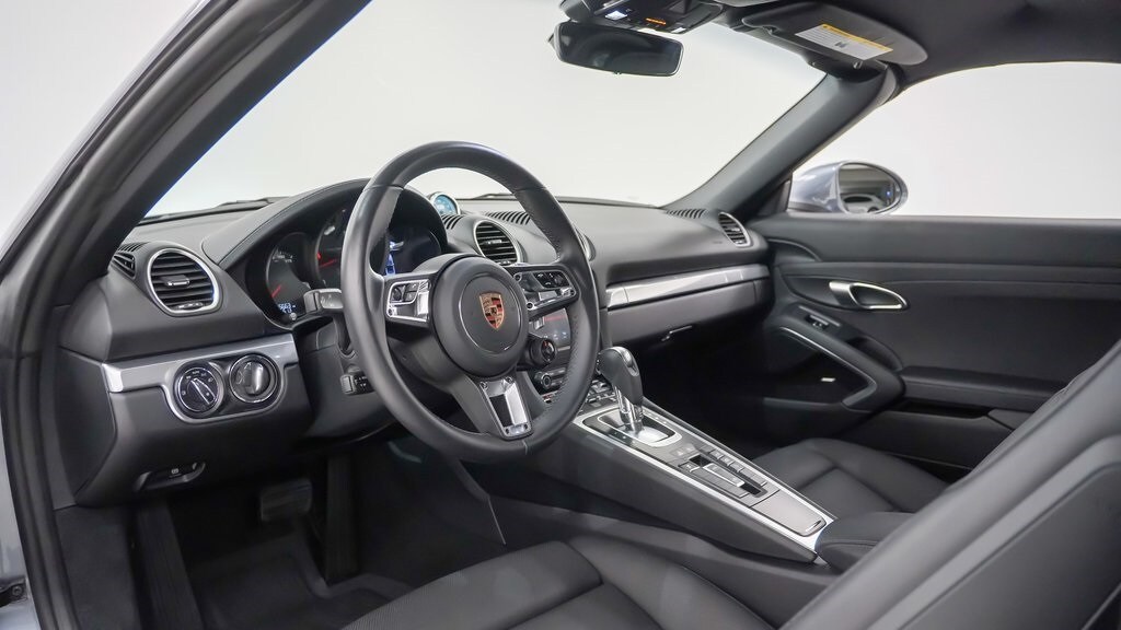 2025 Porsche Boxster Base photo 4