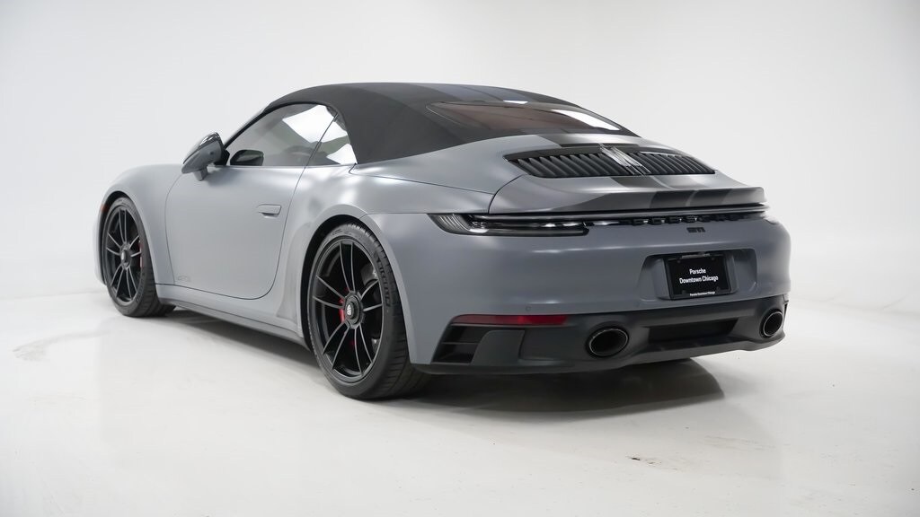2024 Porsche 911 4S 4 GTS Cabriolet photo 3
