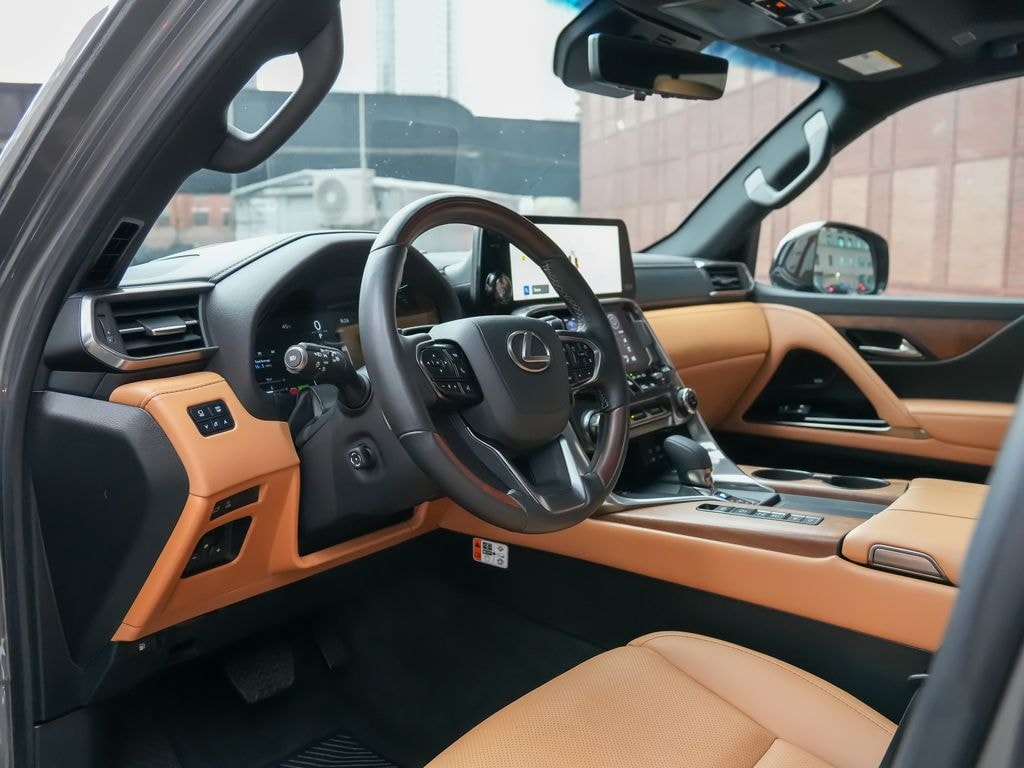 Used 2025 Lexus LX 700h Luxury SUV