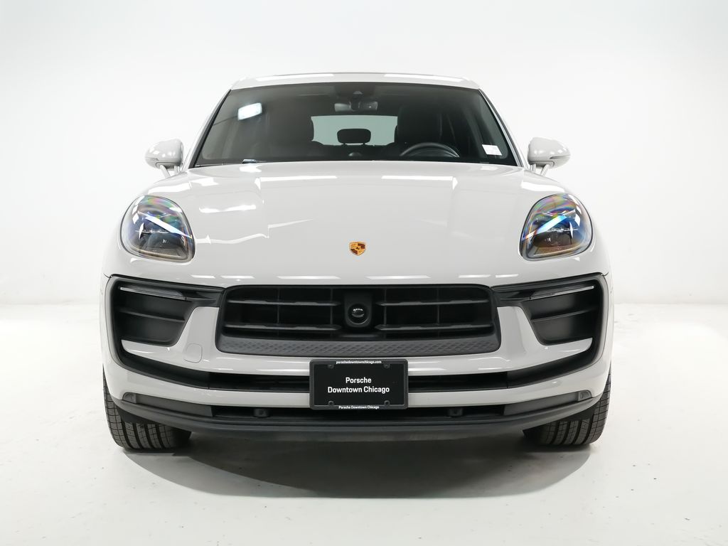 2026 Porsche Macan - Photo 7