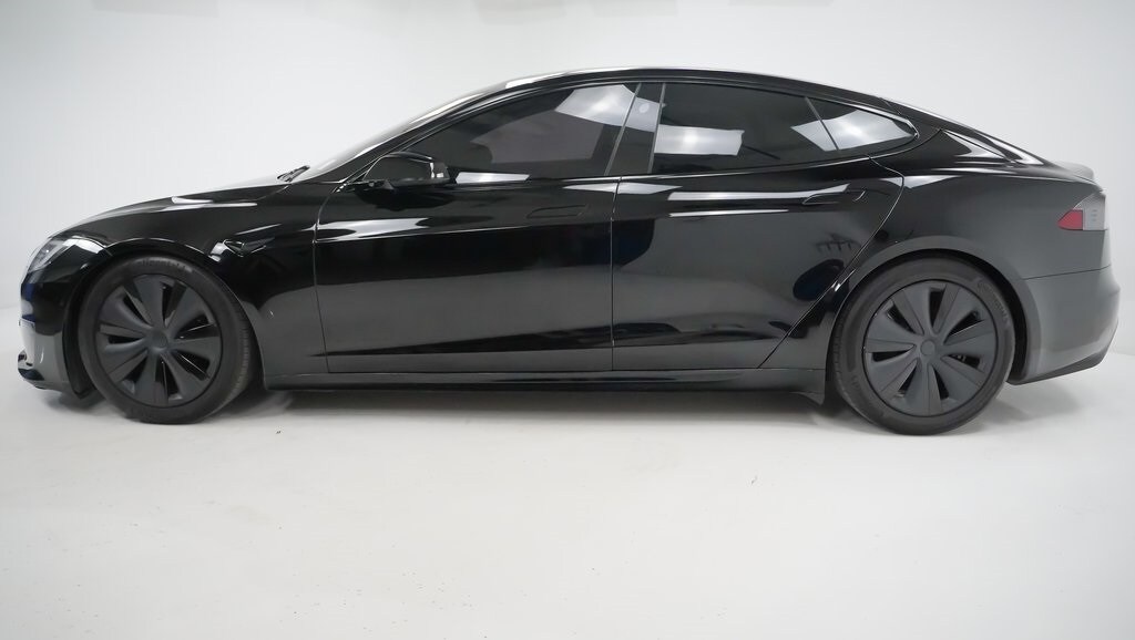 2021 Tesla Model S Long Range photo 2