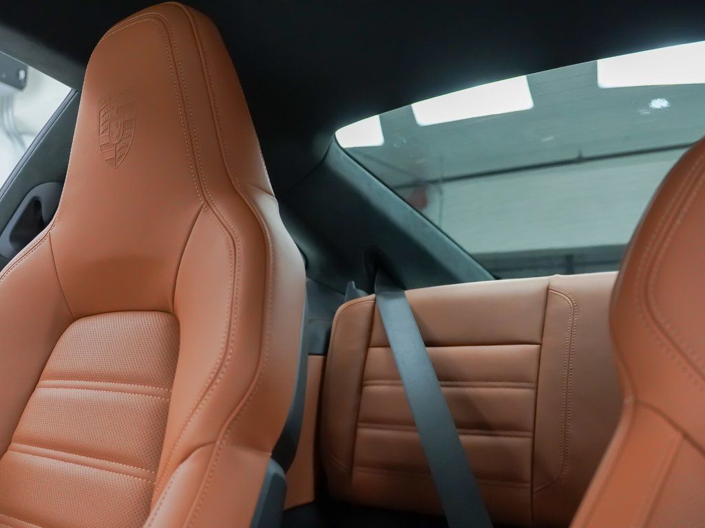 Photo 33