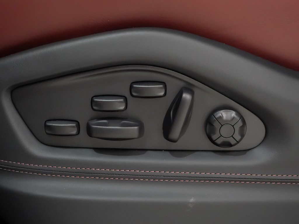 2026 Porsche Cayenne Turbo E-Hybrid - Photo 24