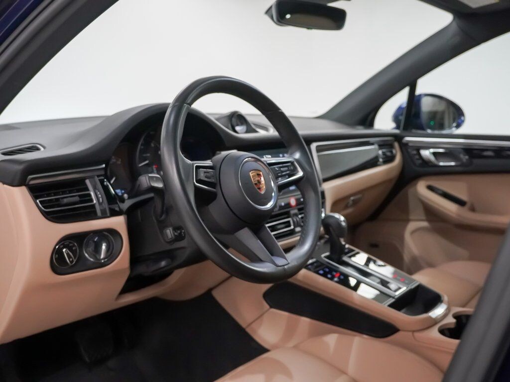 Certified 2022 Porsche Macan SUV